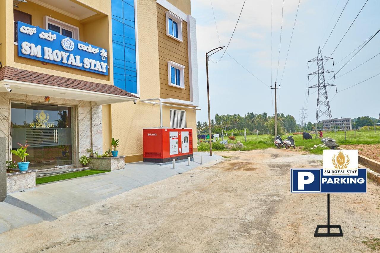Sm Royal Stay Hotel - Near Bangalore International Airport Devanahalli Extérieur photo